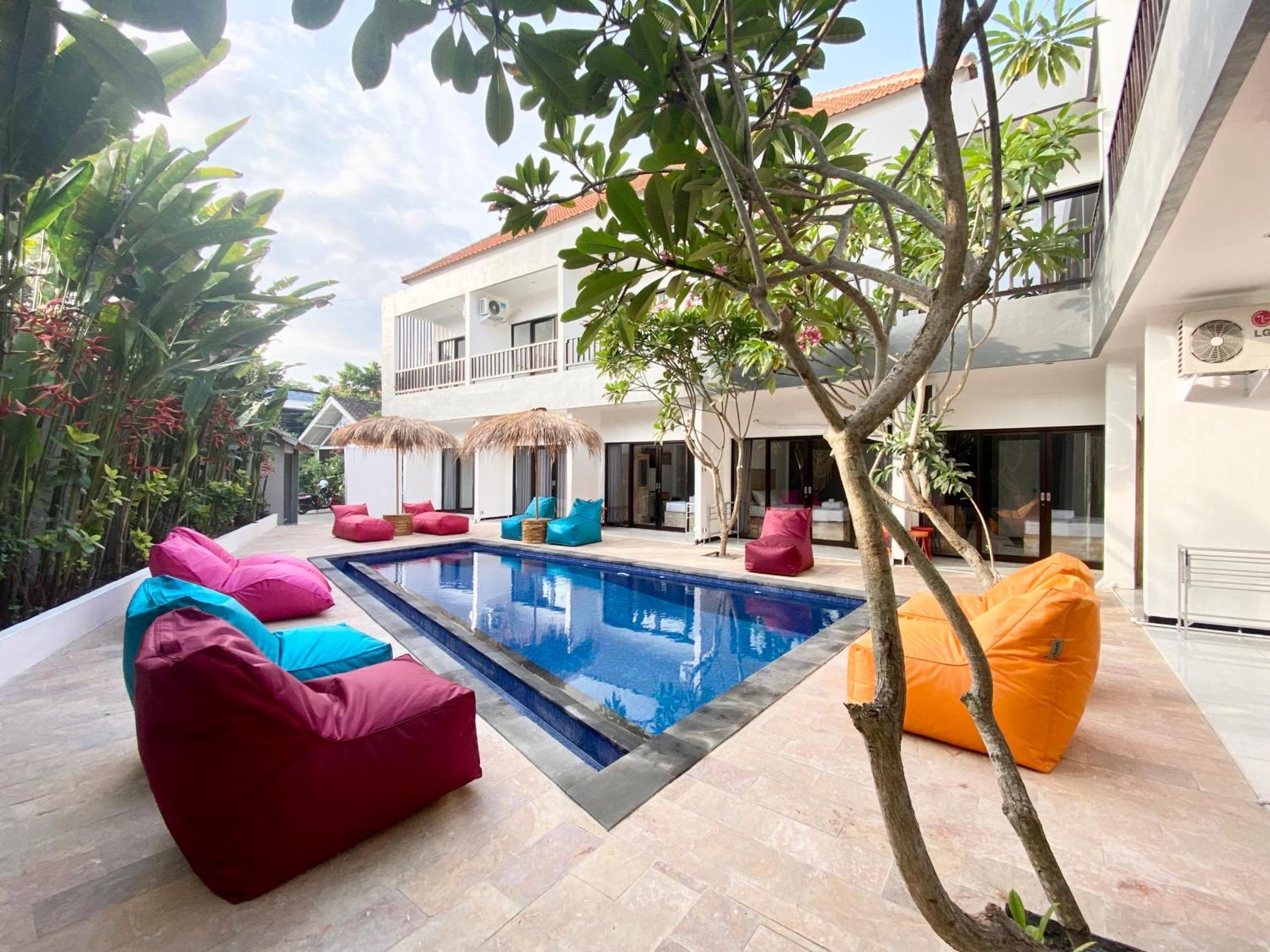 Summer Of Surf Hostel Uluwatu Ungasan Eksteriør bilde