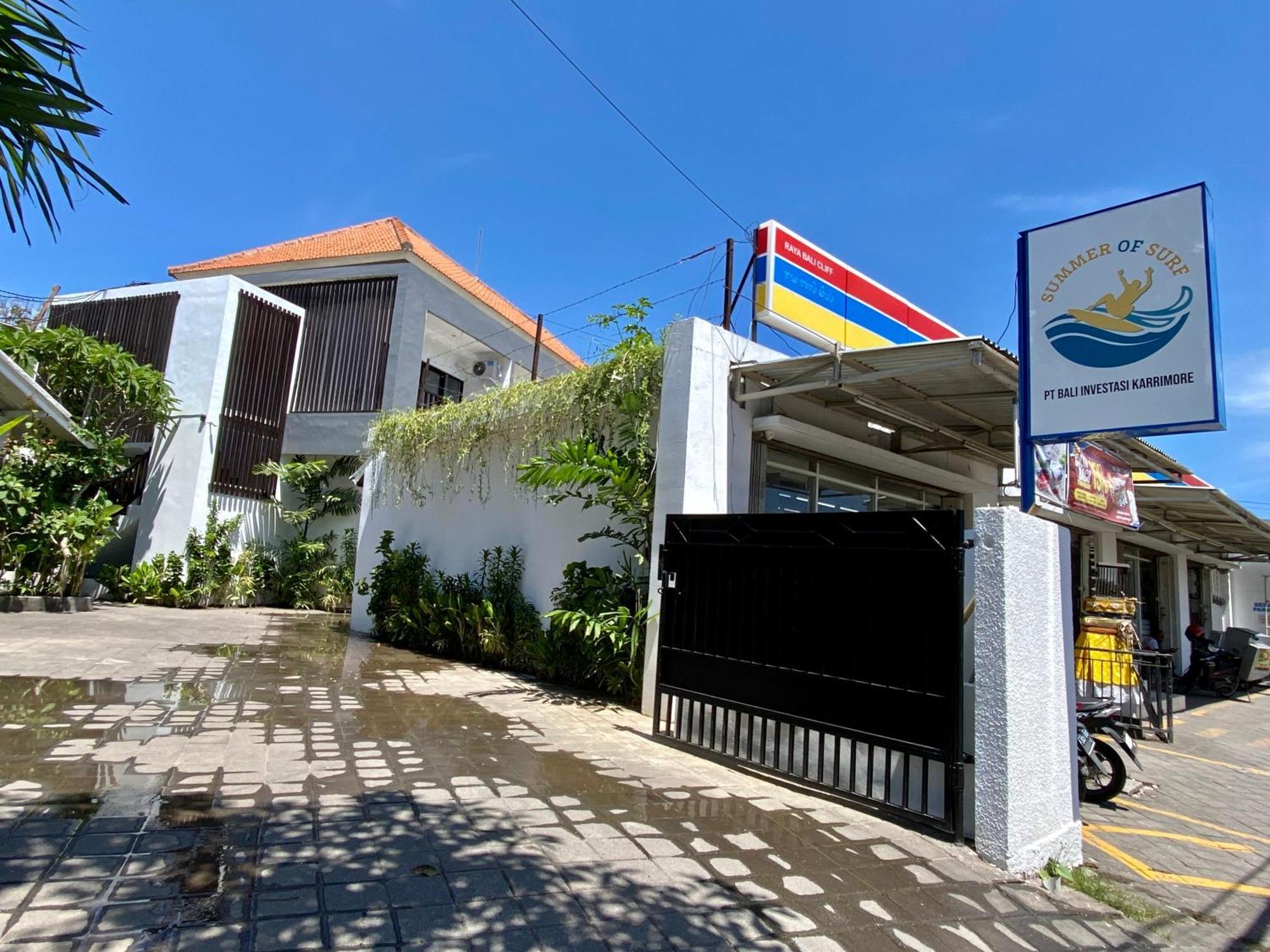 Summer Of Surf Hostel Uluwatu Ungasan Eksteriør bilde