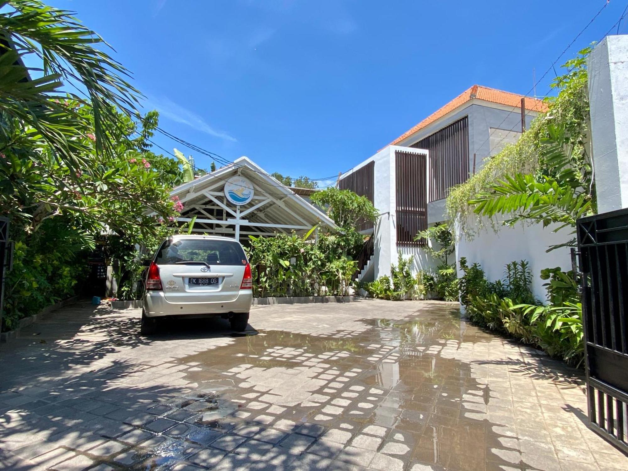 Summer Of Surf Hostel Uluwatu Ungasan Eksteriør bilde