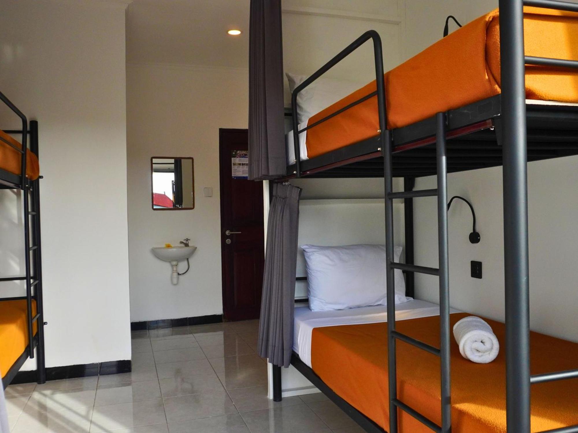 Summer Of Surf Hostel Uluwatu Ungasan Eksteriør bilde